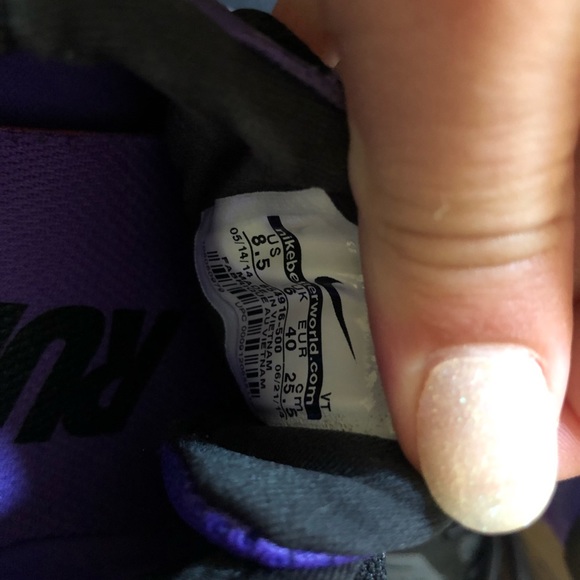 Purple Nike Running Shoes - Picture 2 of 2